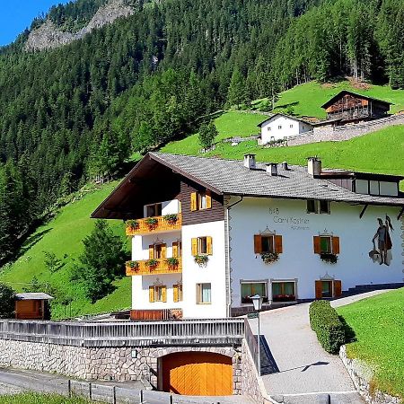 Hotel Garni Kostner St. Ulrich in Gröden Exterior foto